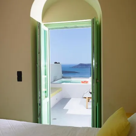 Cliff Suites Fira (Santorini)