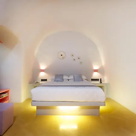 Cliff Suites
